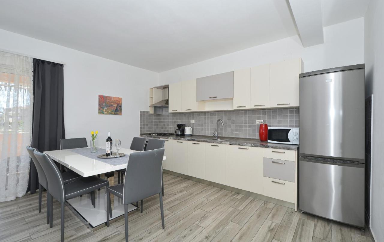 Apartments Luciano Seget Vranjica Exteriér fotografie